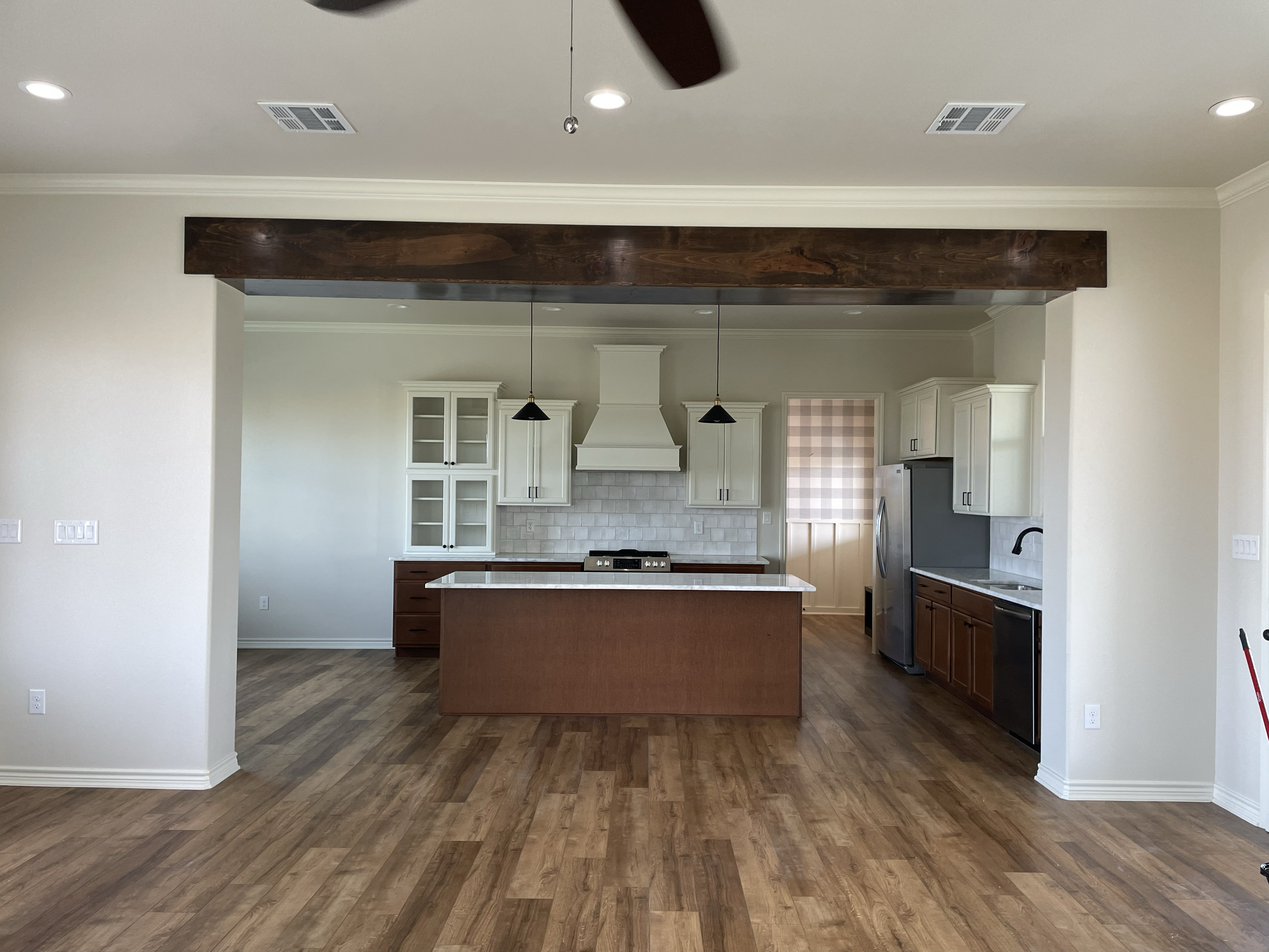 Logo for L&L Painting