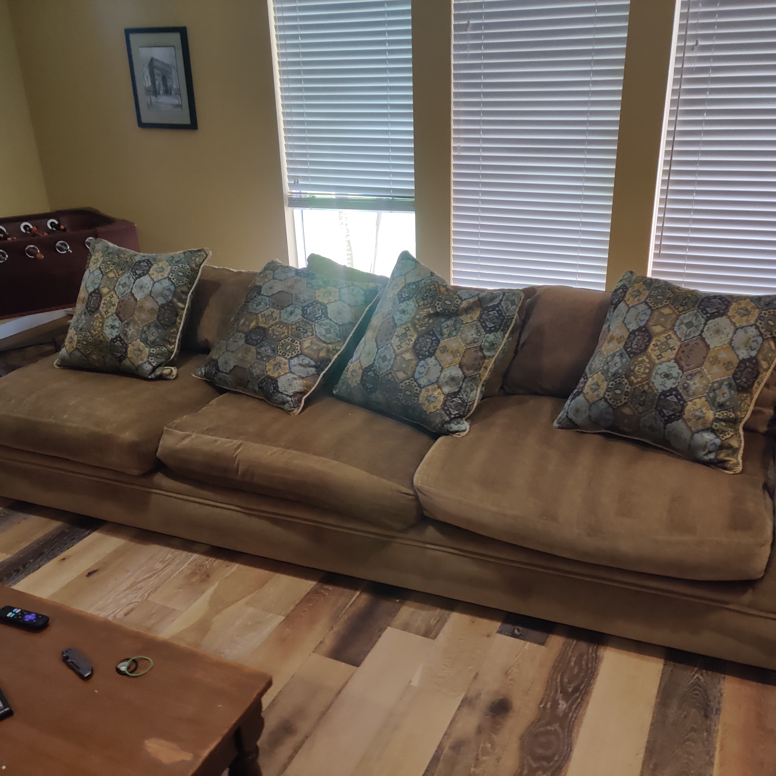 Mr. Leak's Carpet &Tile Cleaning logo