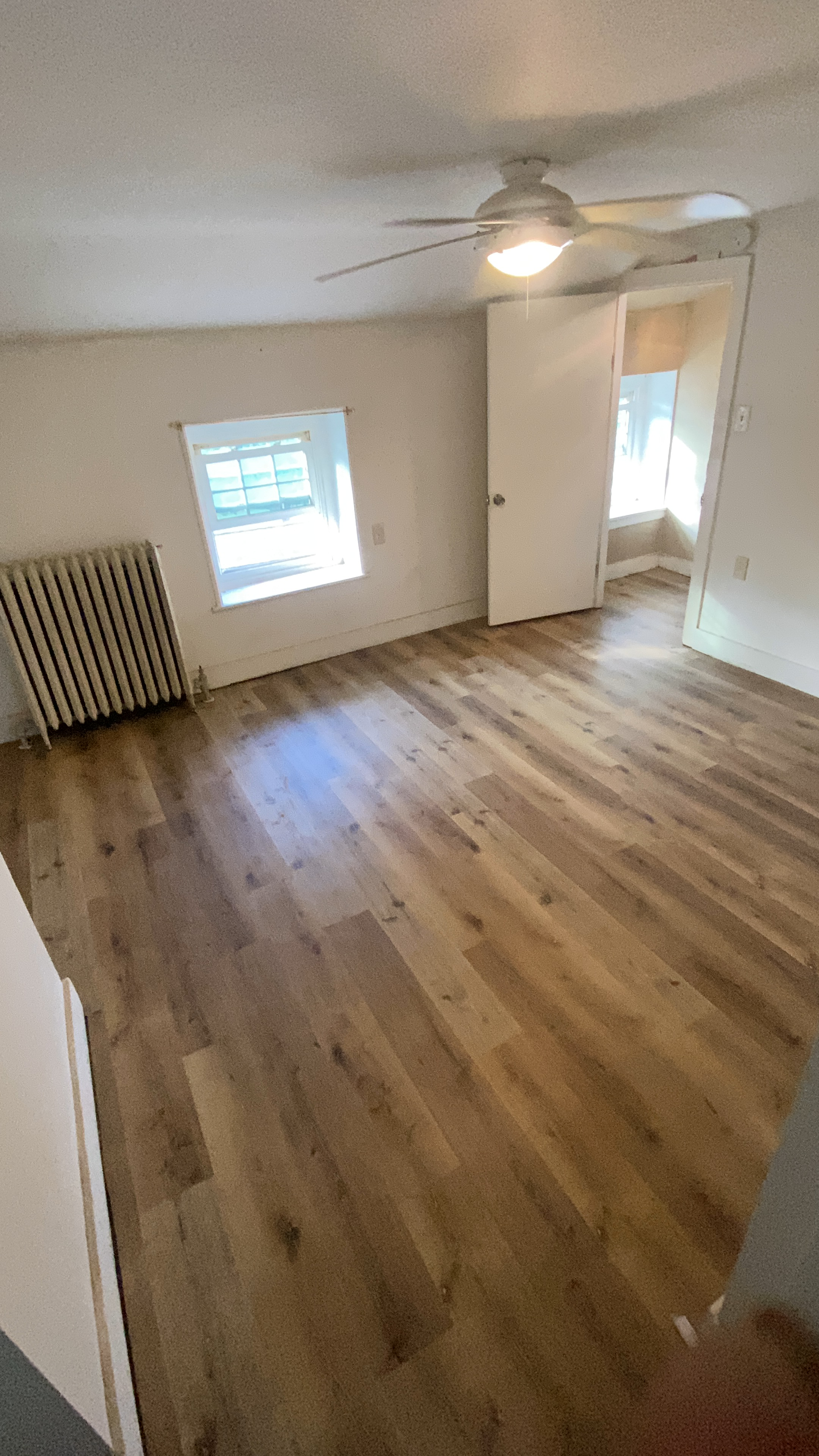 Avatar for MR Flooring 