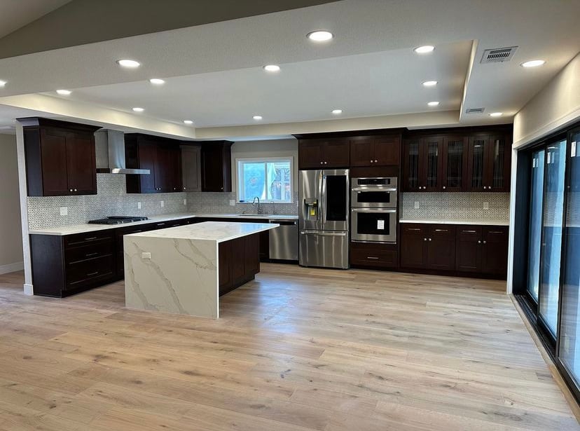 Avatar for Deluxe Cabinet Manufacturing