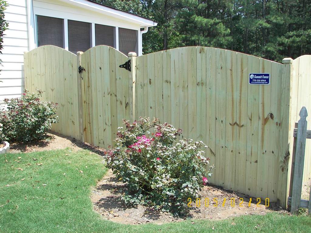 6' Scallop Privacy