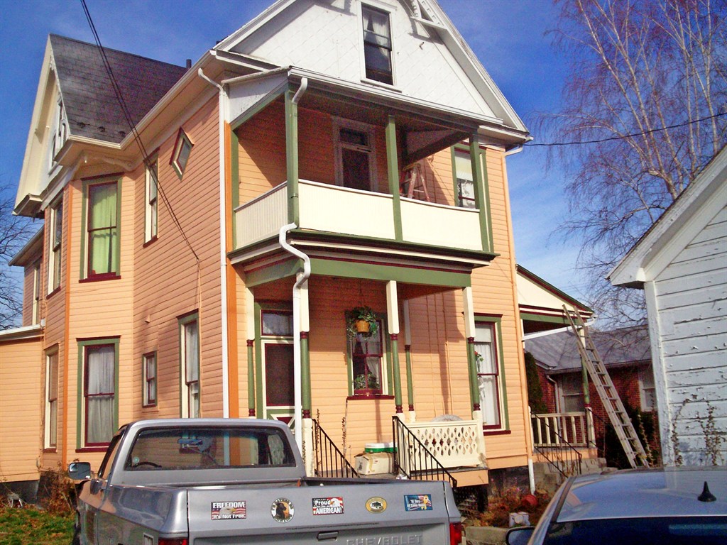 House of many colors