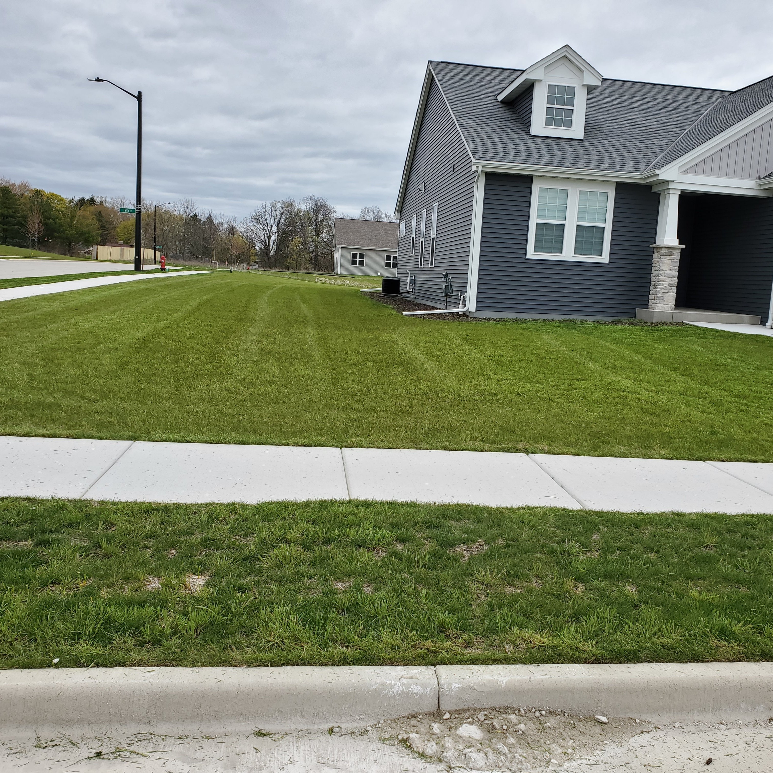 Avatar for Bunny's lawn care