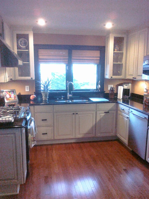 Whole Kitchen