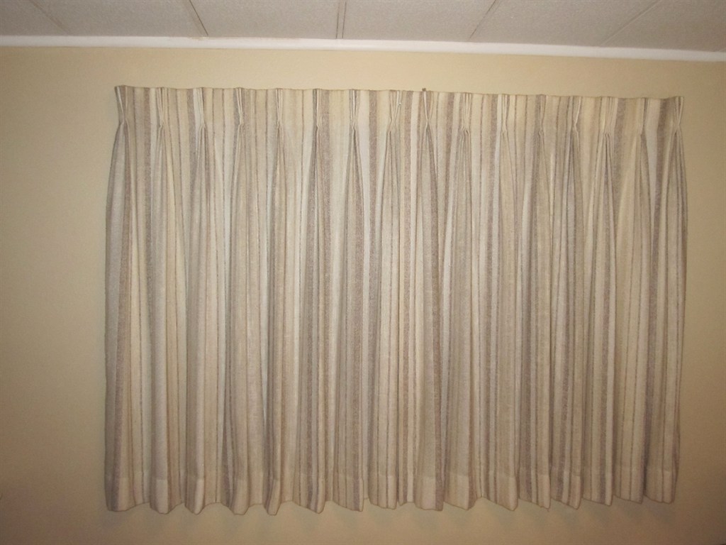 Pinch Pleat