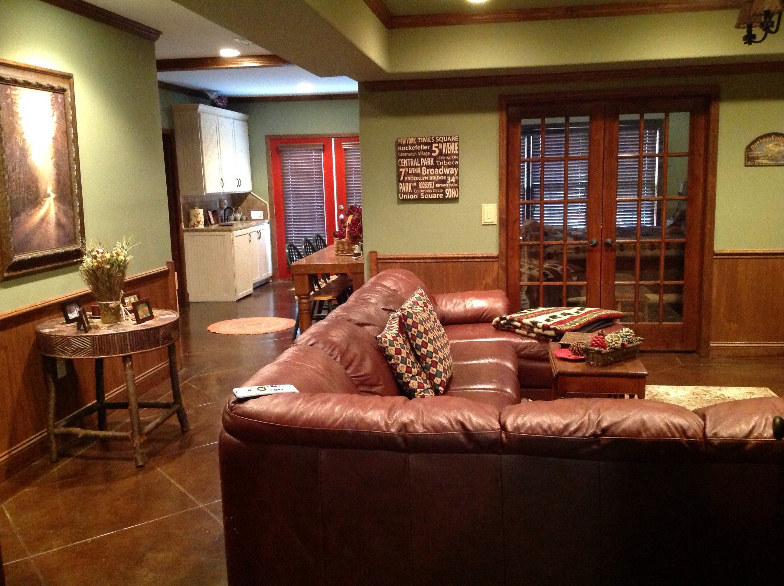 Avatar for Cole's Custom Closets