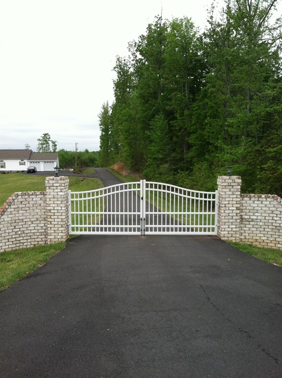 Estate Gate