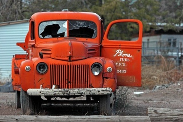 Auto glass