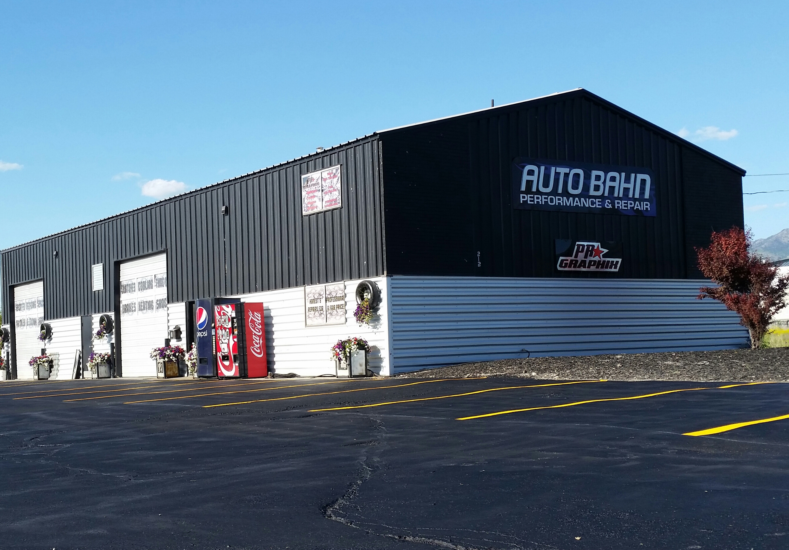 Logo for AUTOBAHN PERFORMANCE & REPAIR