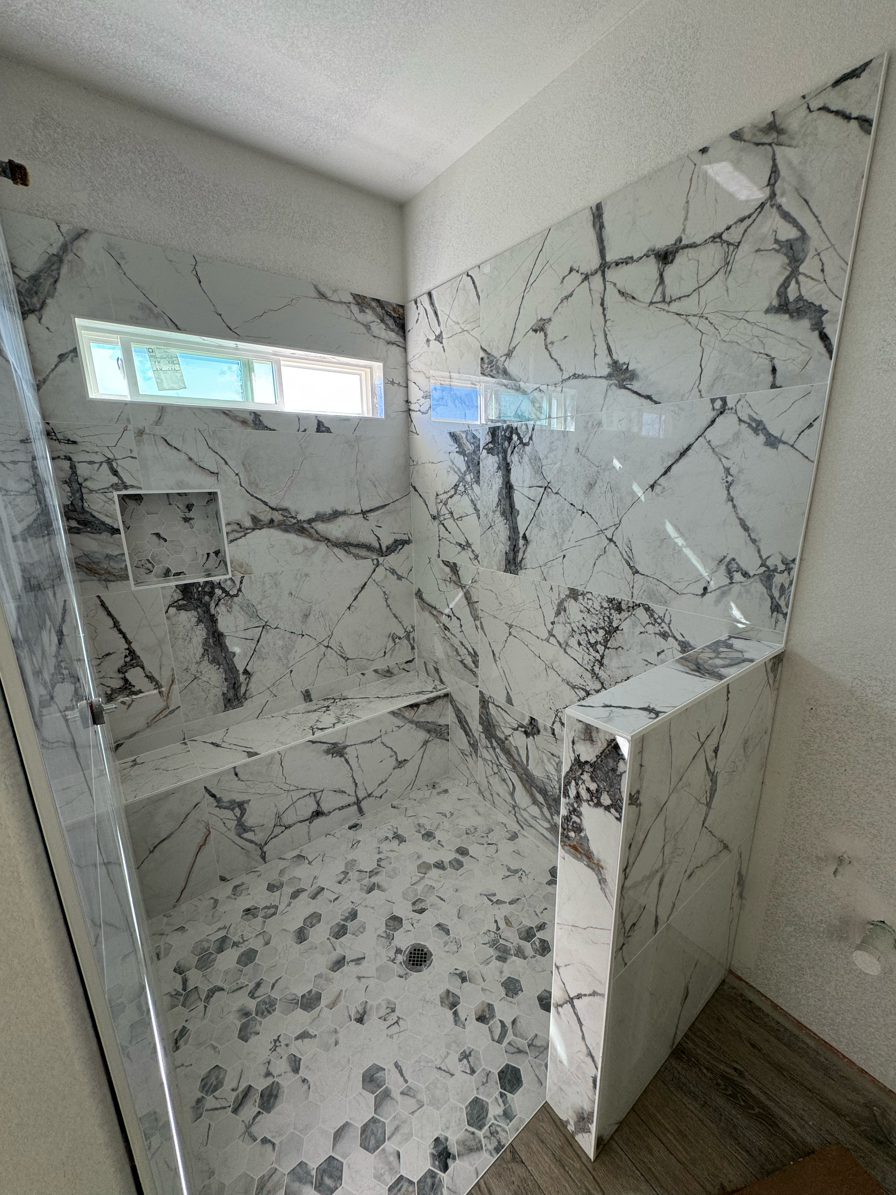 Avatar for Ramiro Flooring