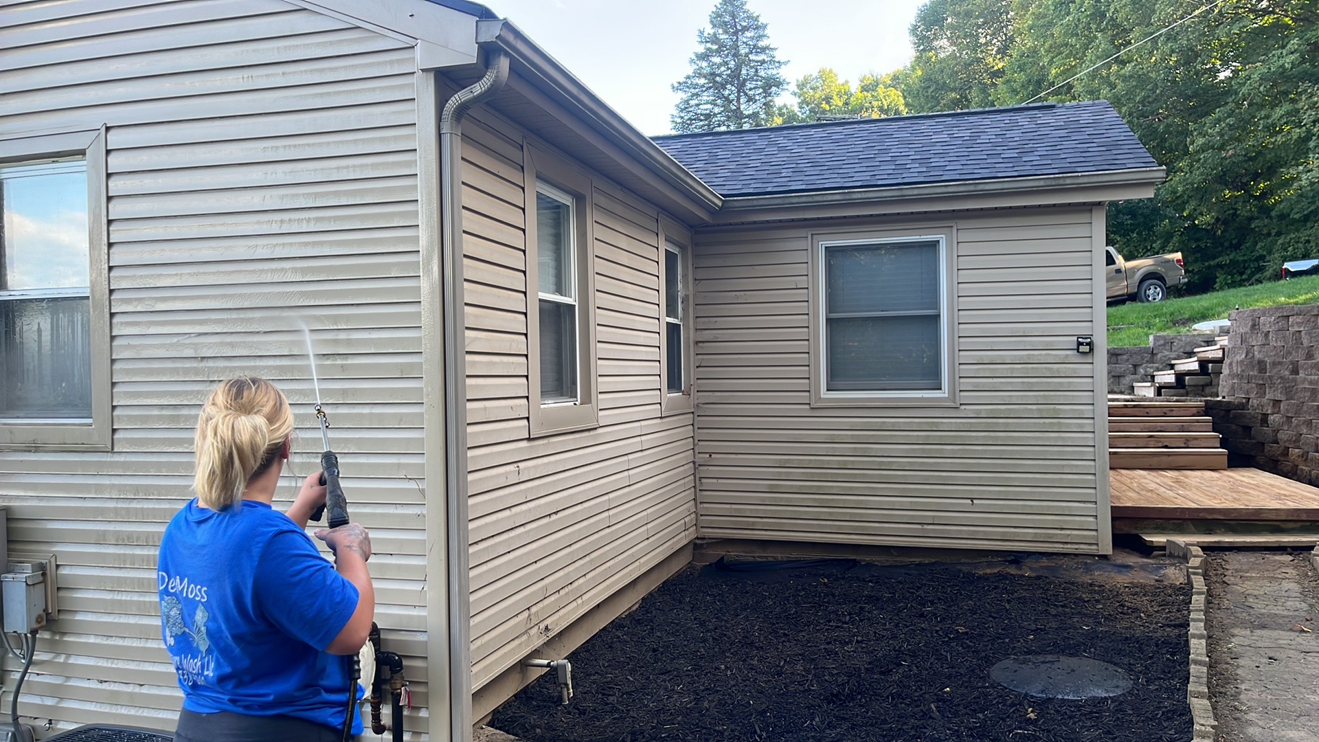 Avatar for Demoss Pressure Wash LLC