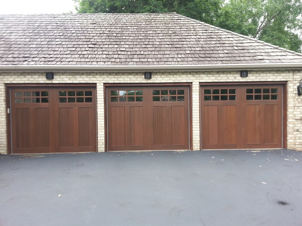 Eden Prairie Canyon Garage Door
