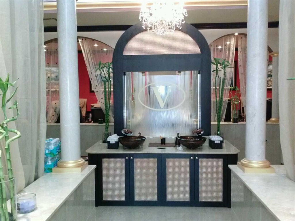 Venetian Nail Spa