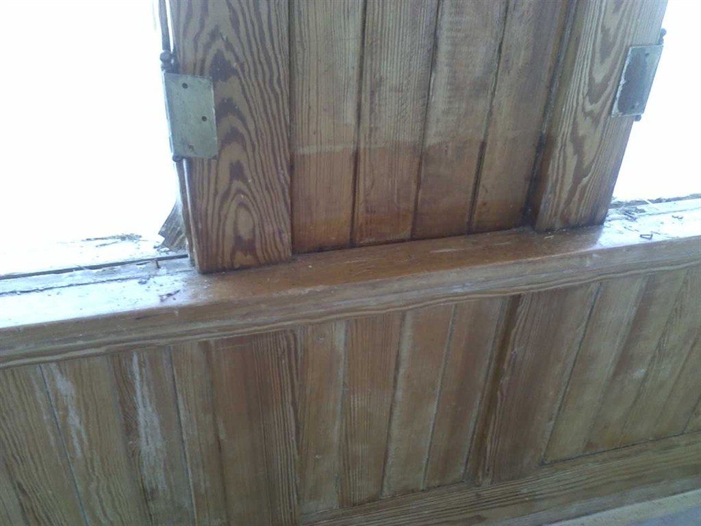 Stripped Window
