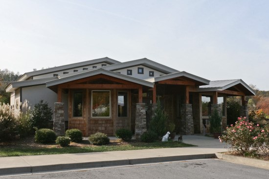 Lake Chatuge Animal Hospital