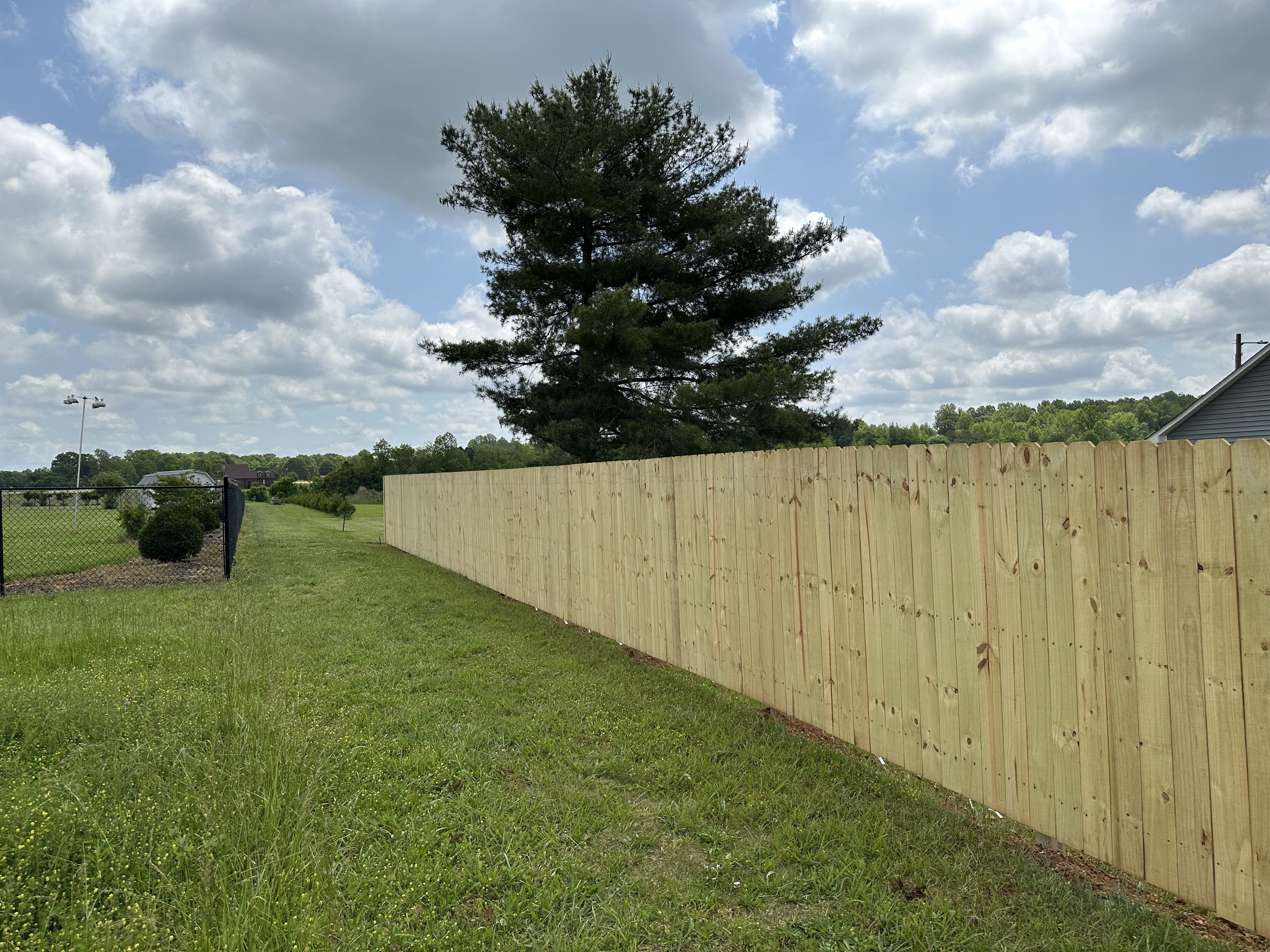 Avatar for Back yard Fence builders