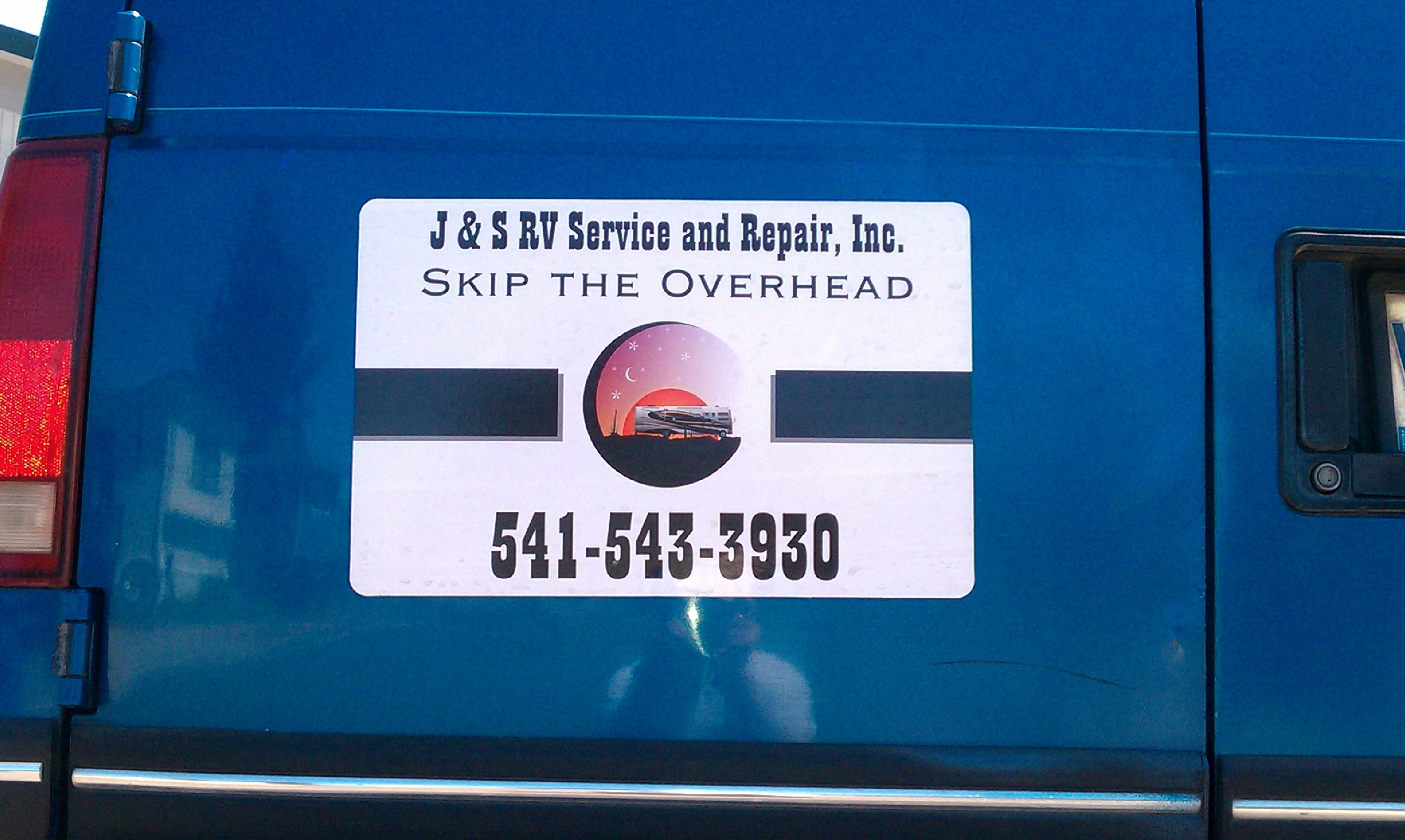 J & S RV Service and Repair, Inc. logo