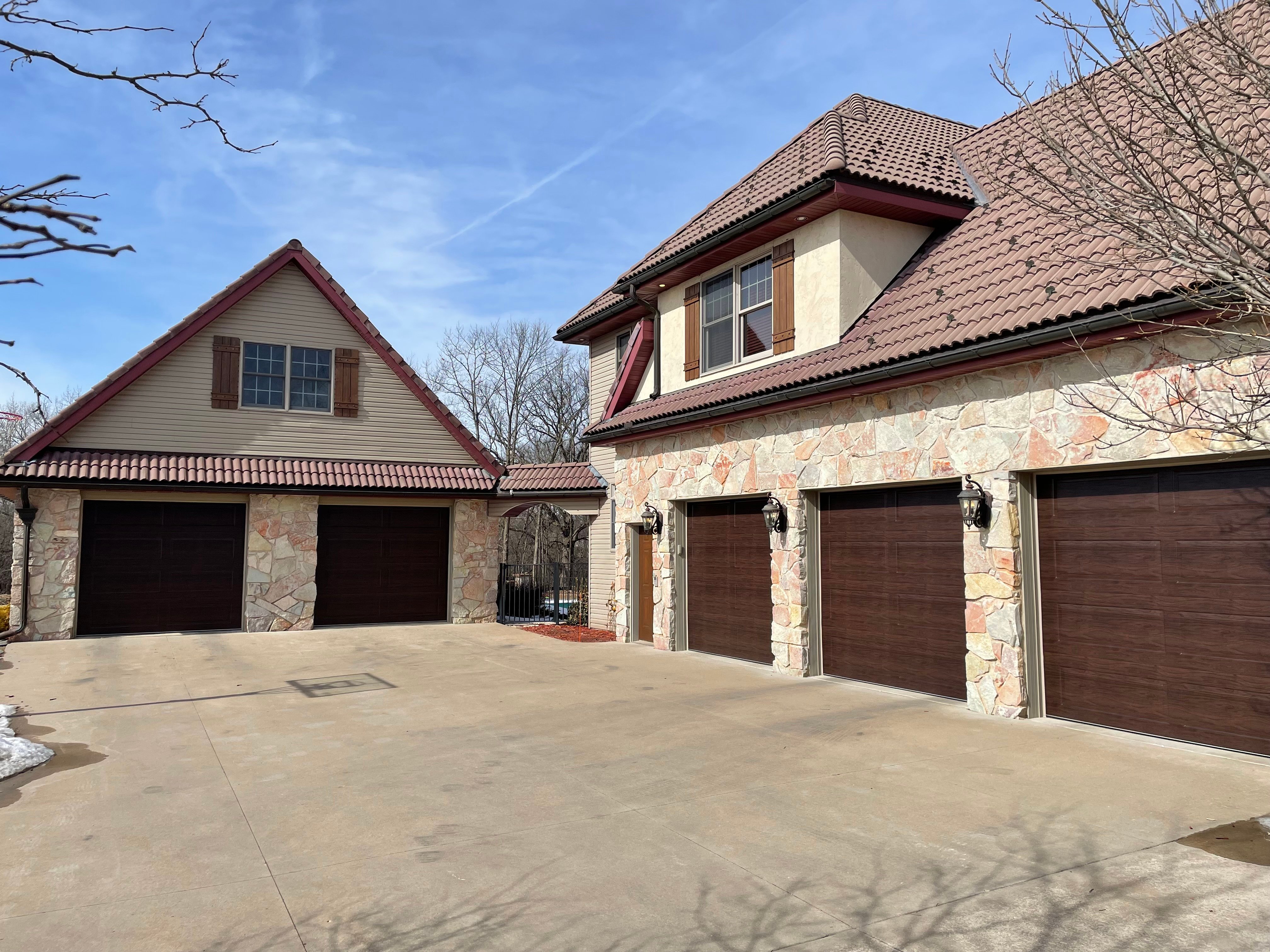 Avatar for Superior Garage Doors LLC