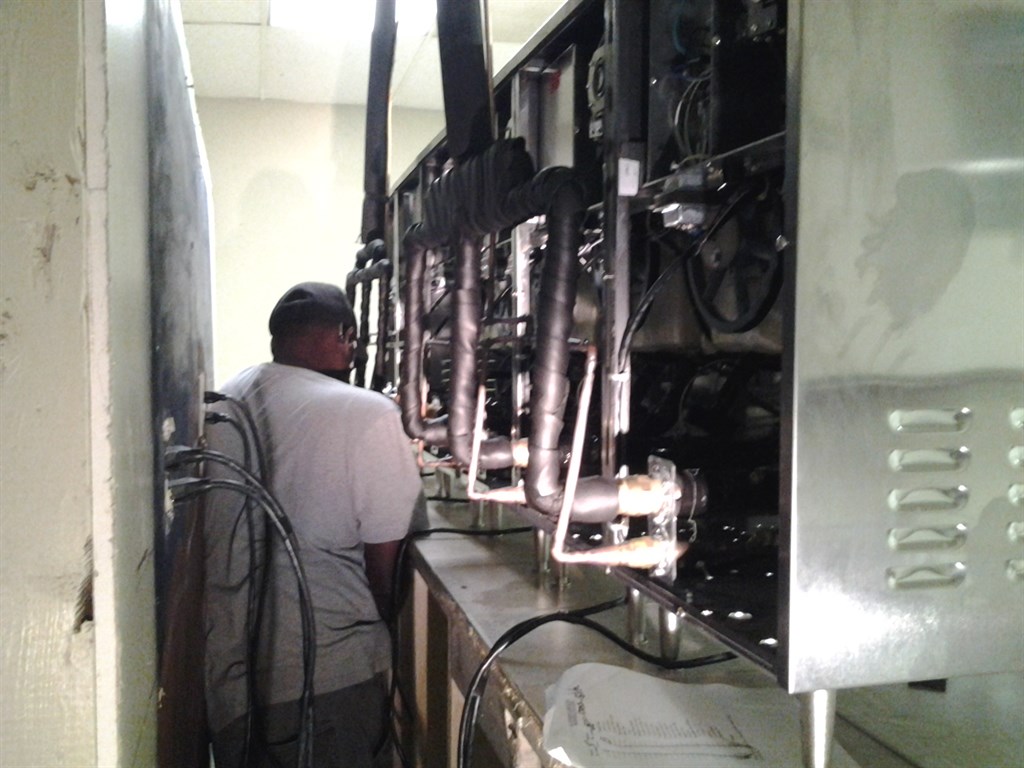 Daiquiri machine