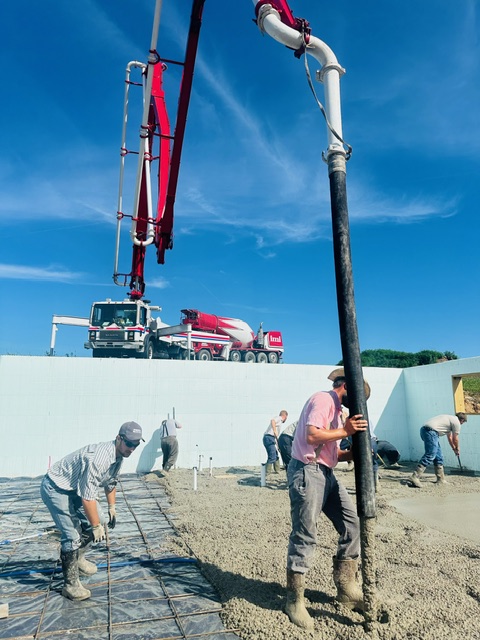 Avatar for CENTRAL KENTUCKY CONCRETE PUMPING