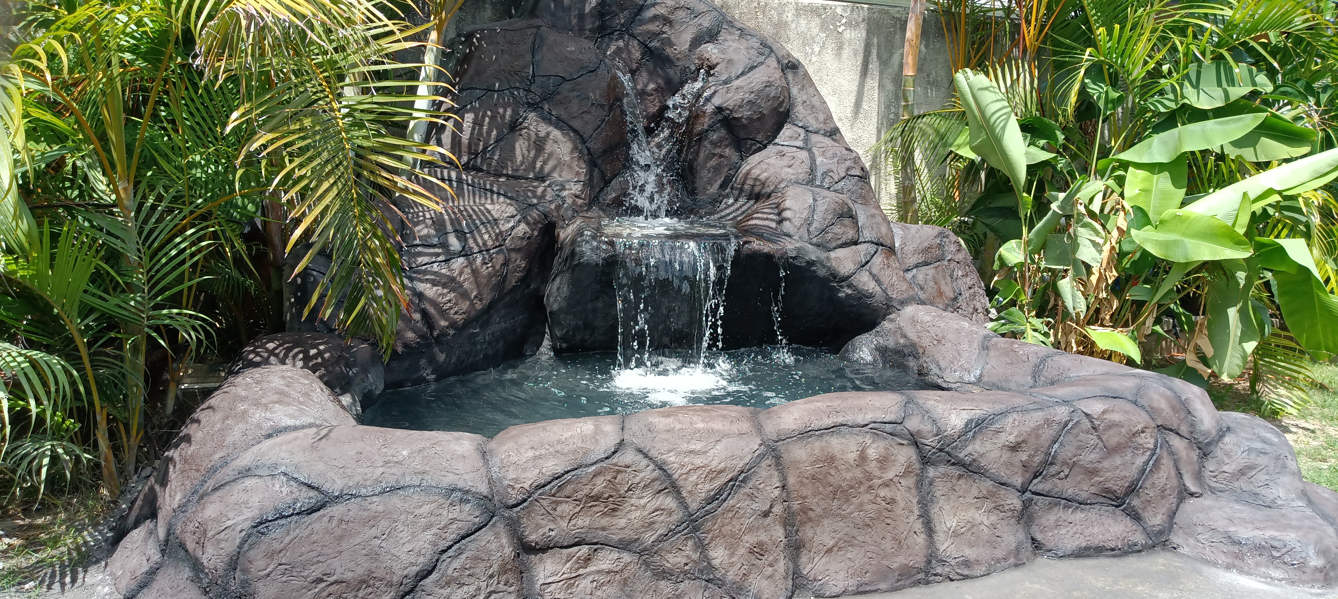 Avatar for K M.P Pools & Ponds