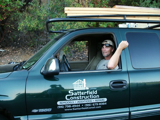 Satterfield Construction logo