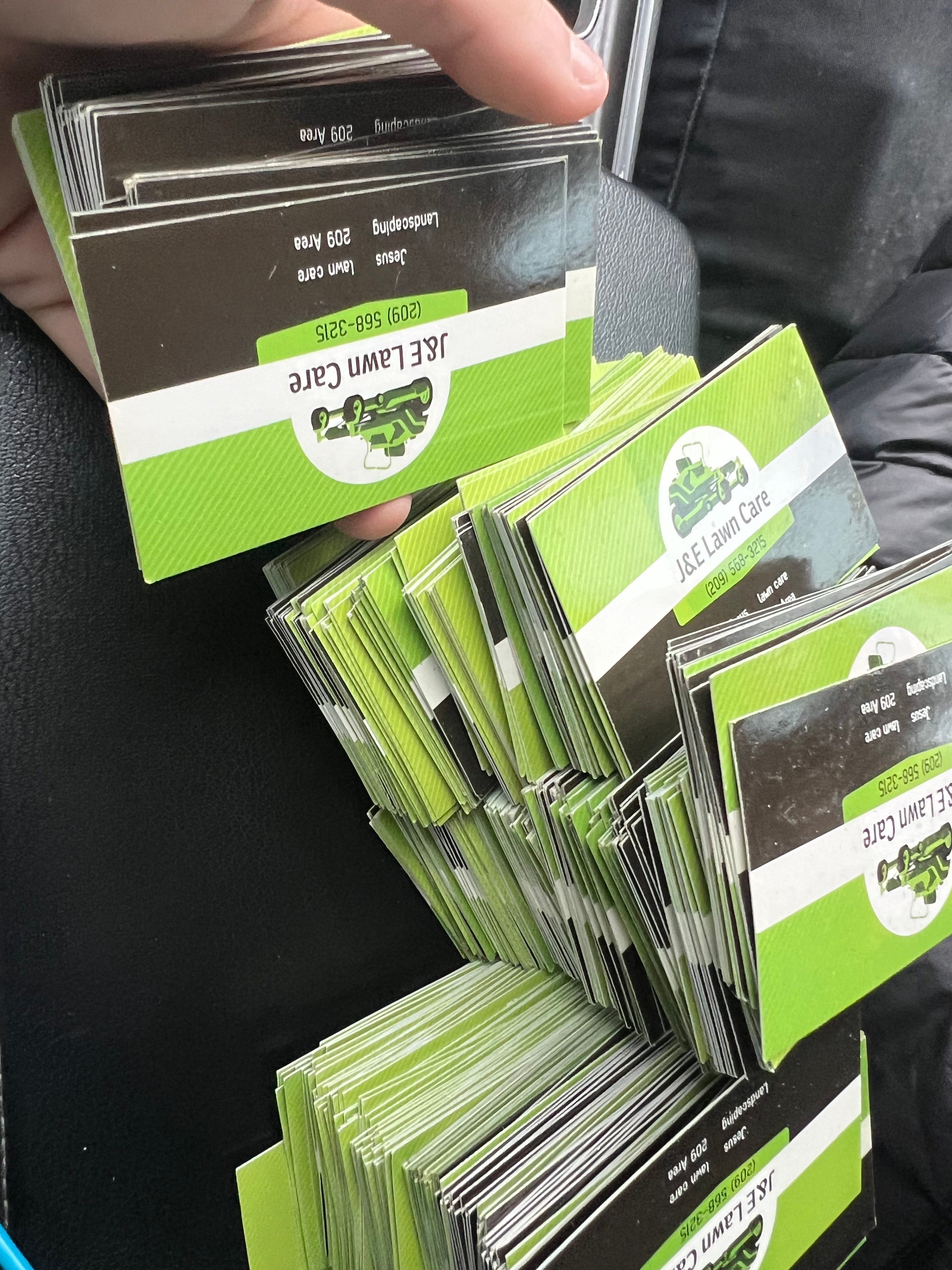 Avatar for J&E lawn care 