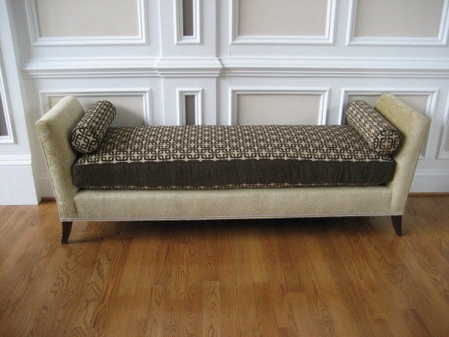 Avatar for Yi's Upholstery Interiors