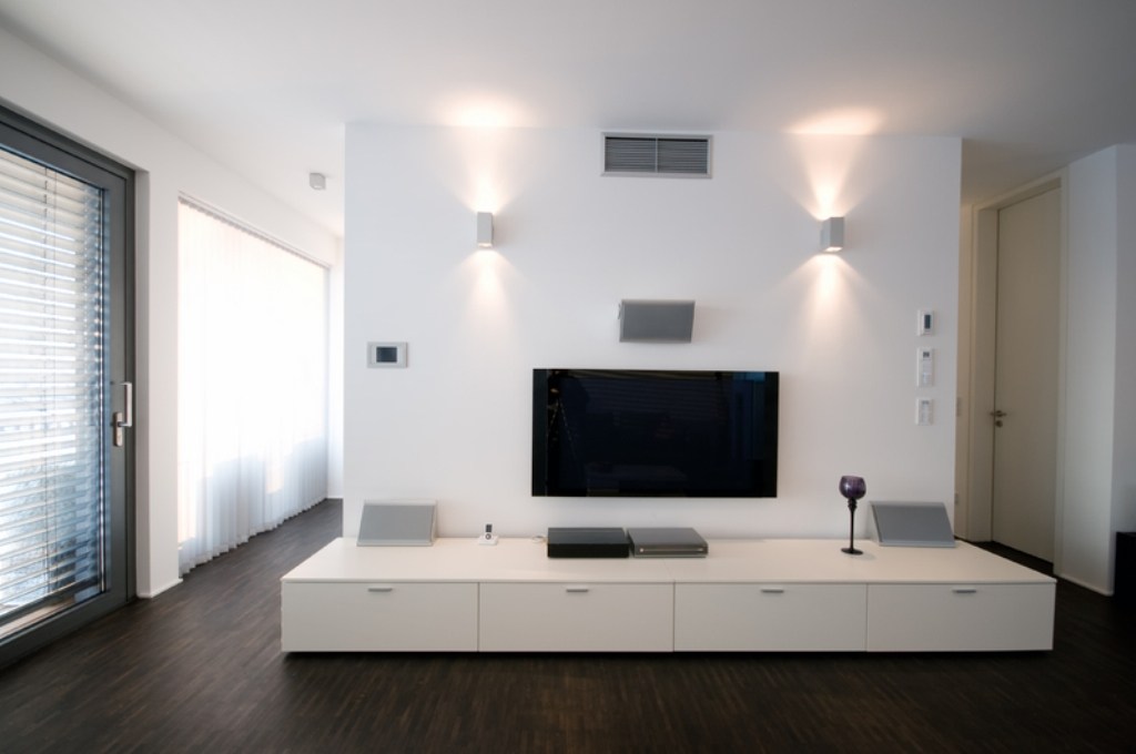 Flat Screen