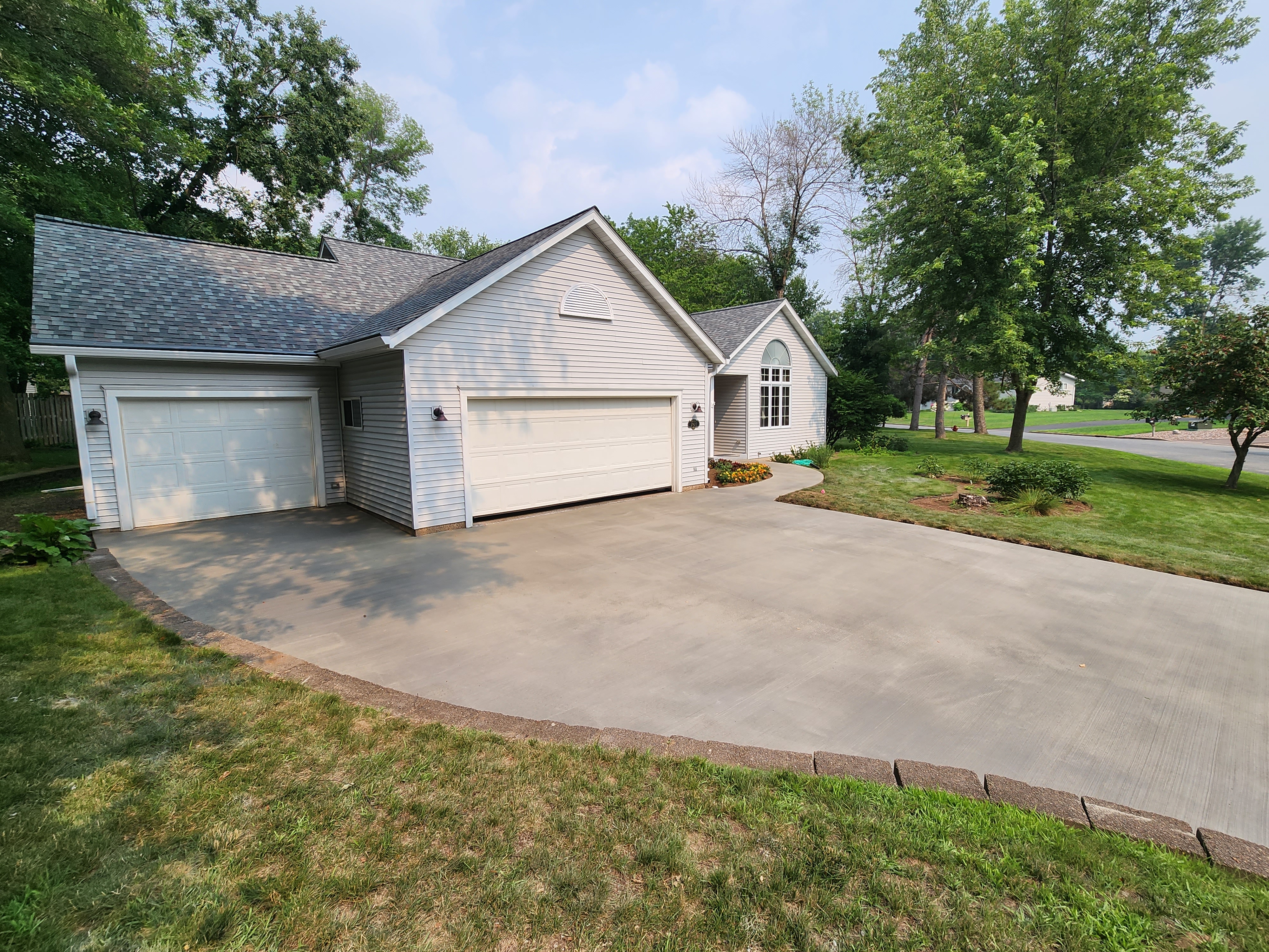 Avatar for Snow & Sons LLC