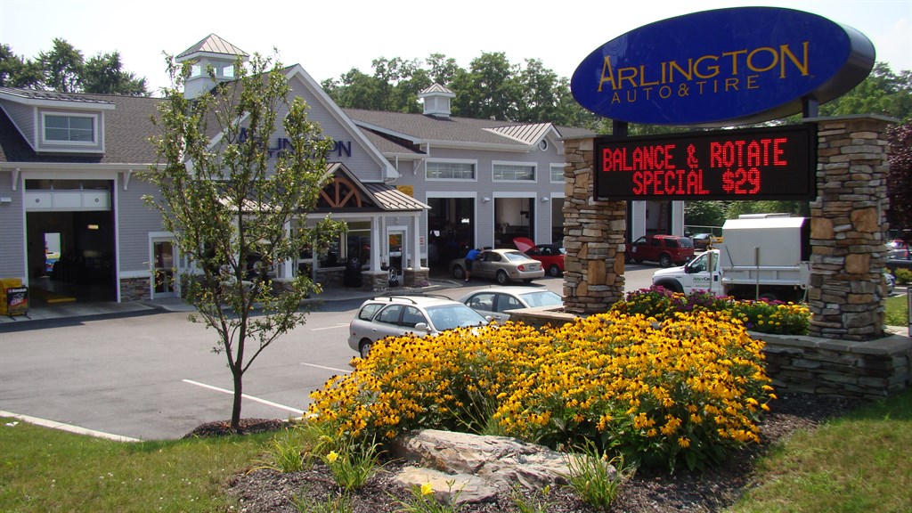 ArlingtonAutoTire entrance