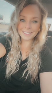 Avatar for Elizabeth Vachal