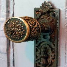 Locksmith & Lock Store logo