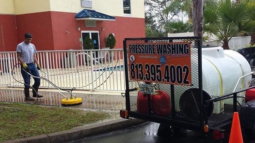 pressure washing solutions,llc logo