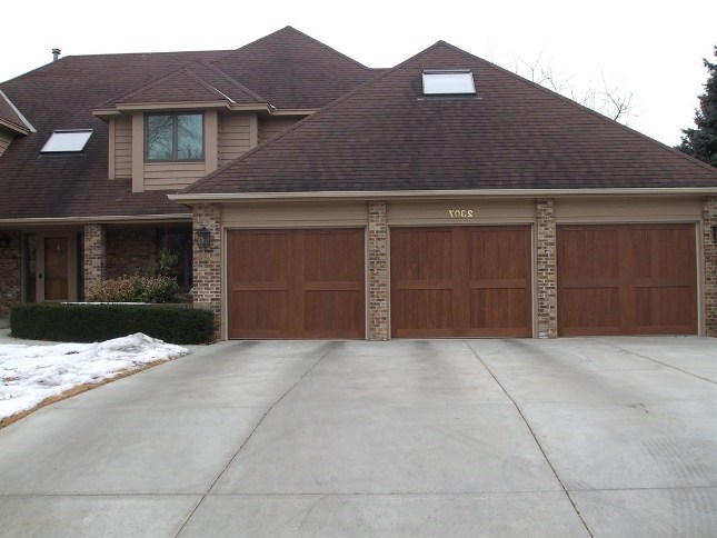 Garage Repairs Arlington TX 817-886-3096 logo