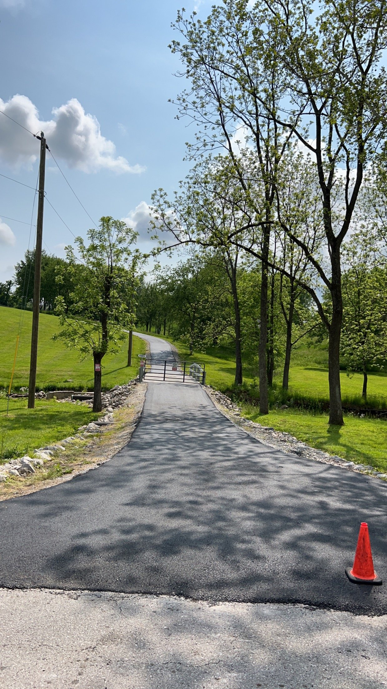 Avatar for Volunteer Asphalt LLC