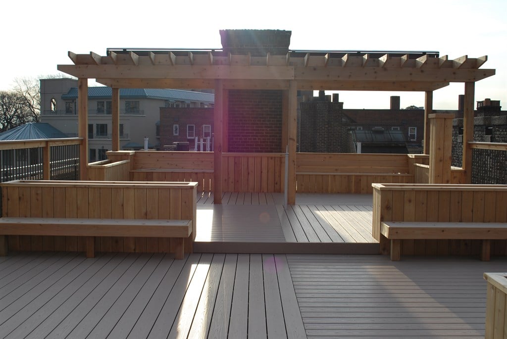 Roof top deck 