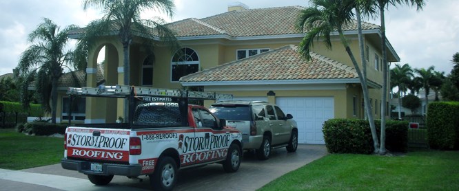 Storm Proof Roofing logo
