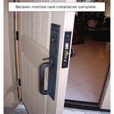 Super Locksmith Service logo