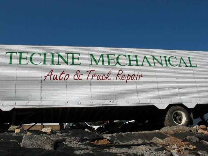 Logo for TECHNE MECHANICAL