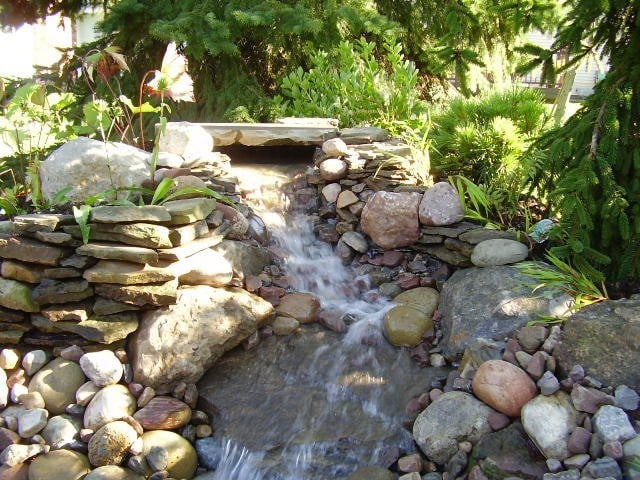 Logo for Jacrist Gardening Services Inc