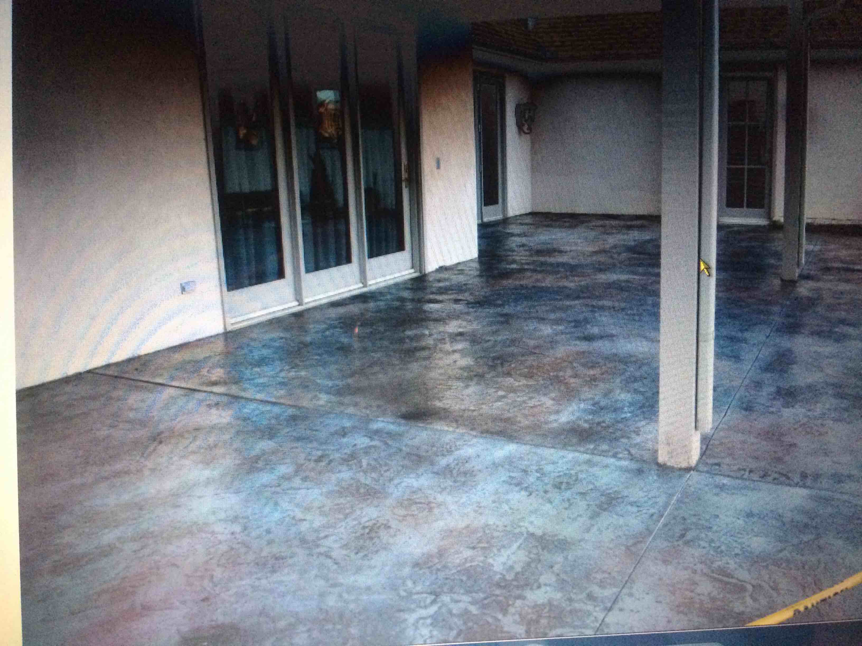 Logo for D & E CUSTOM CURB LLC