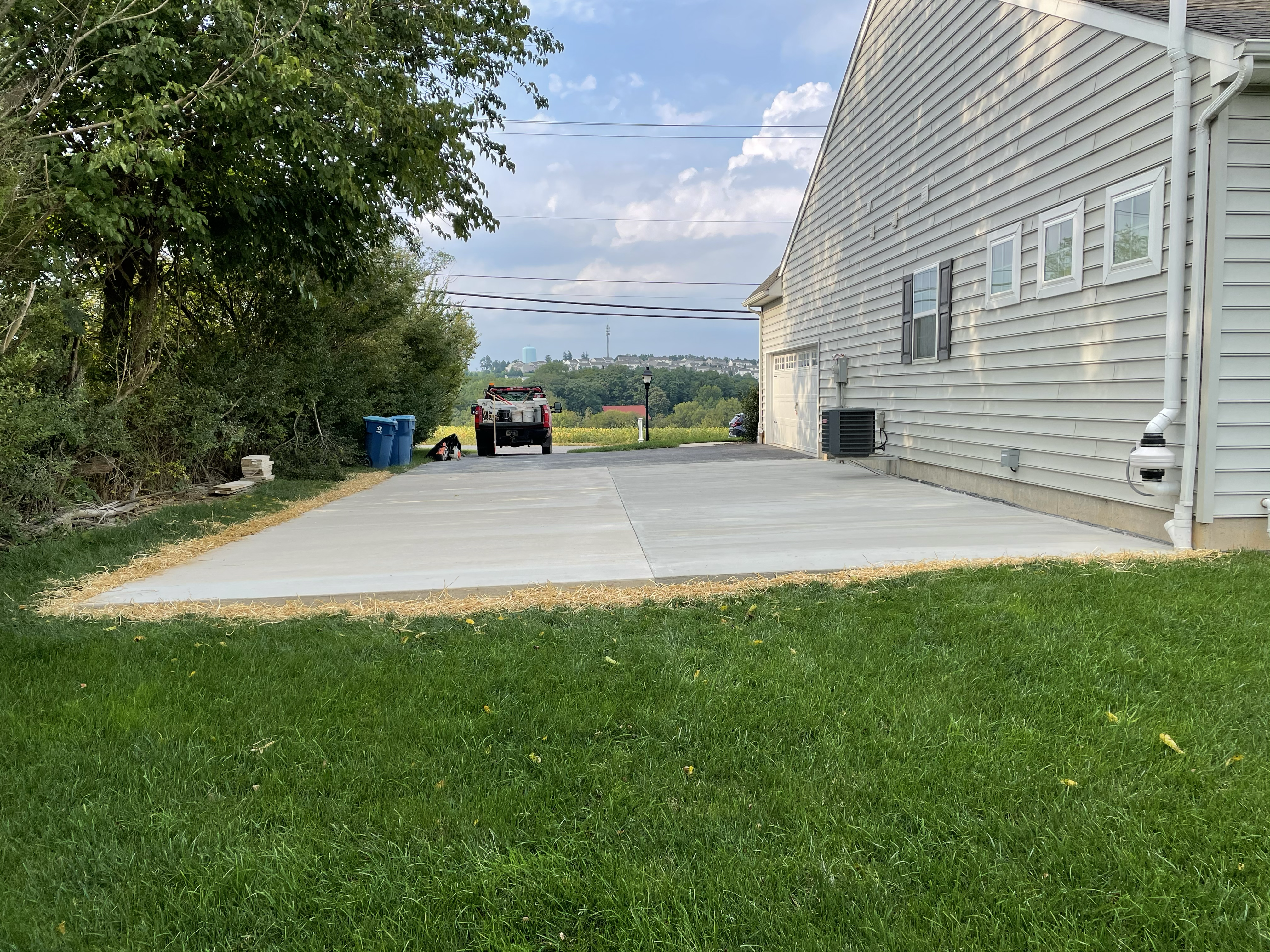 Avatar for M&R Concrete & Excavating