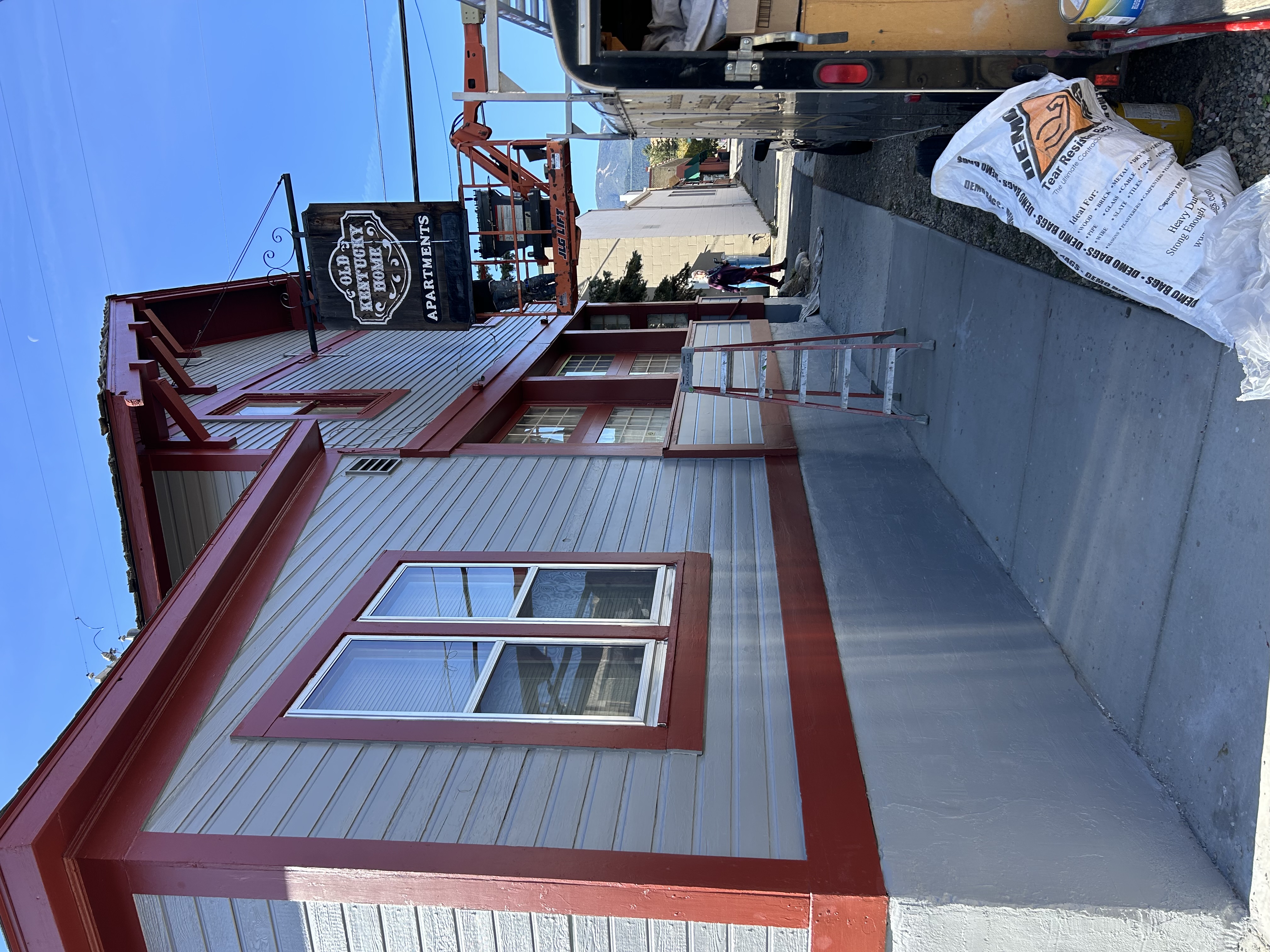 Avatar for Fine line precision painting