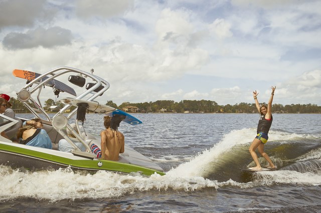 Wake Surf