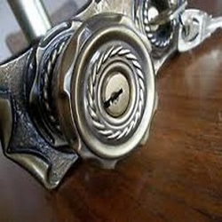 Colonial Place VA Locksmith Store logo