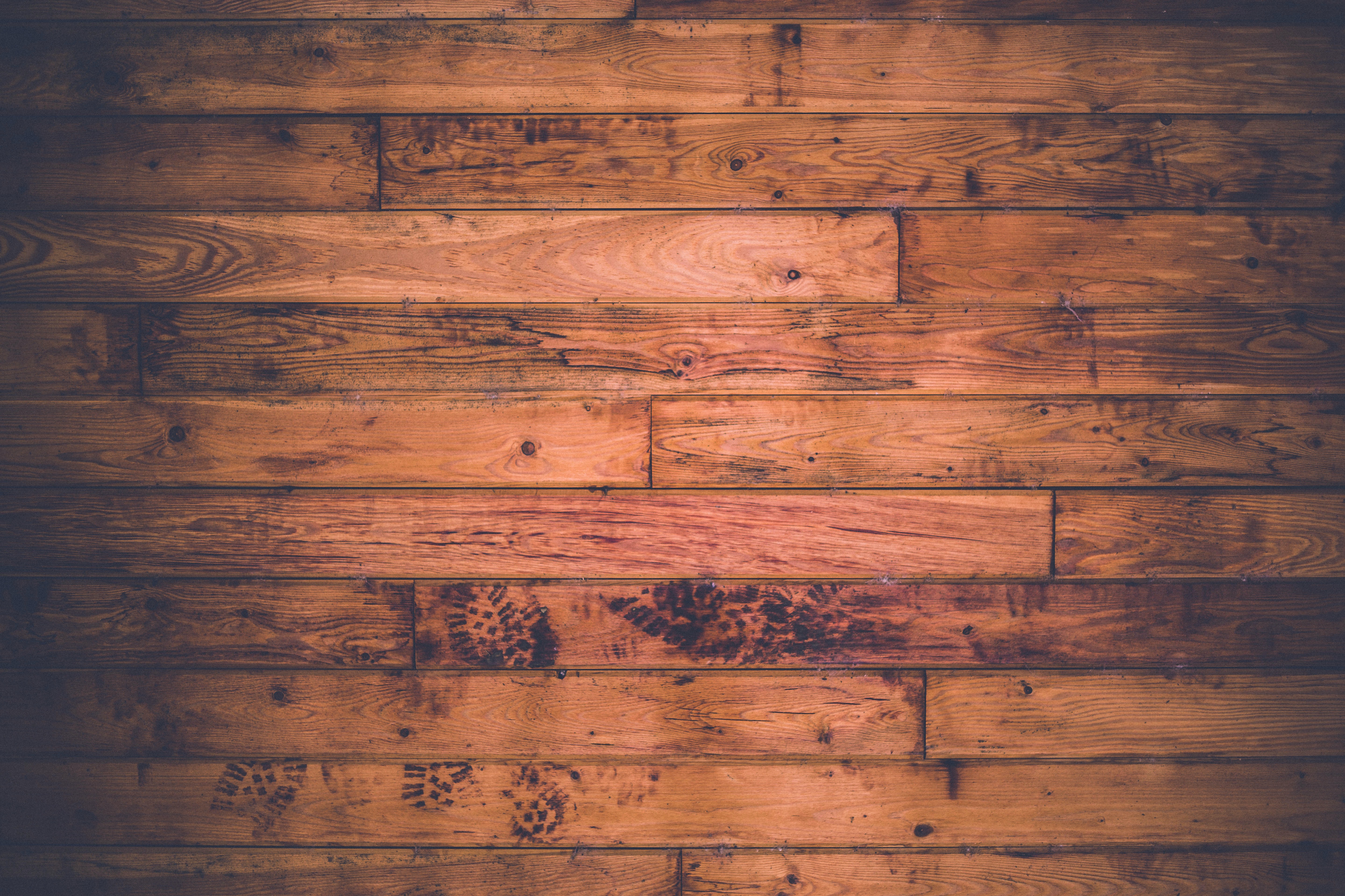B&C Flooring LLC logo