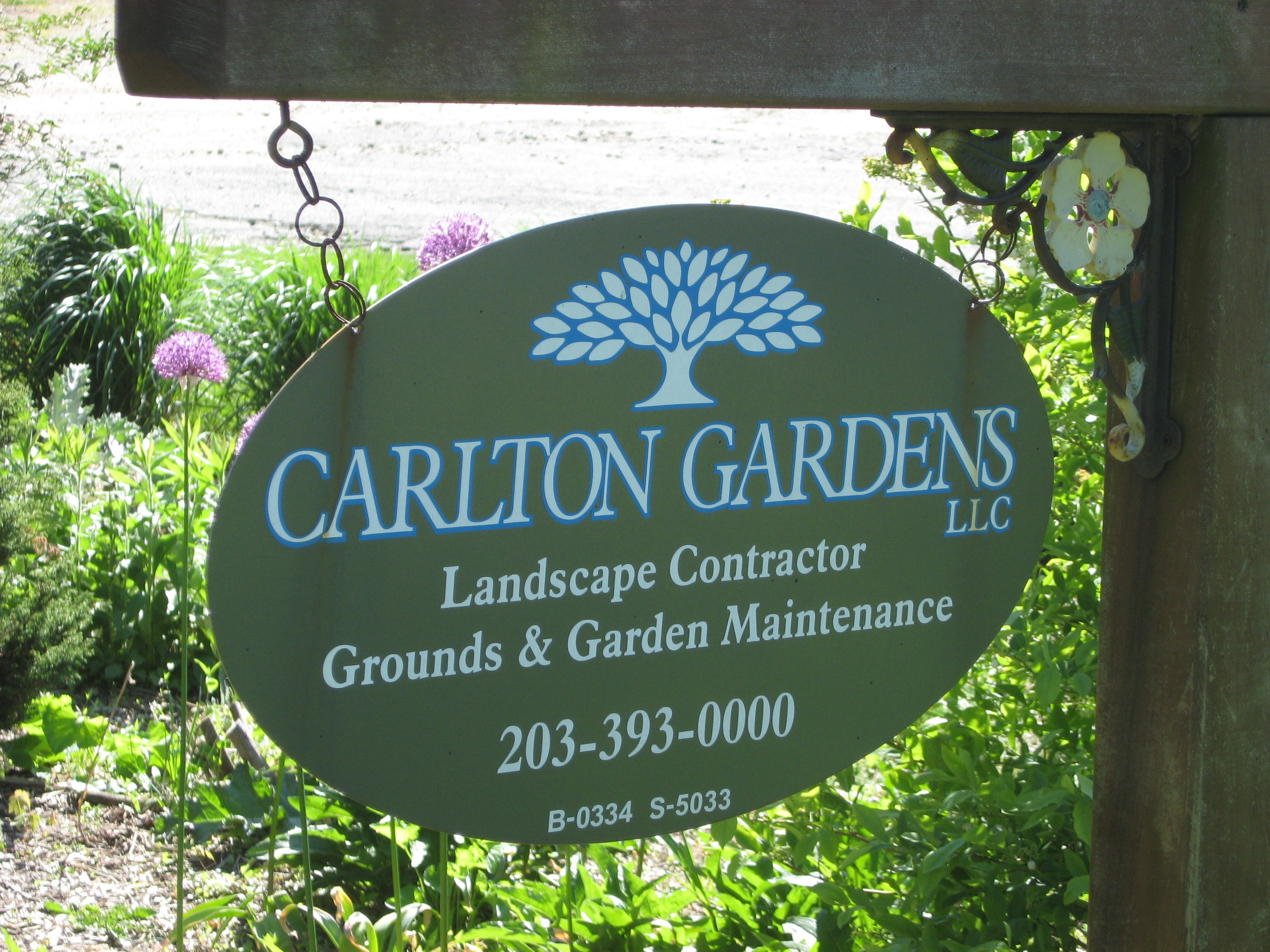Carlton Gardens Landscaping & Garden Design logo