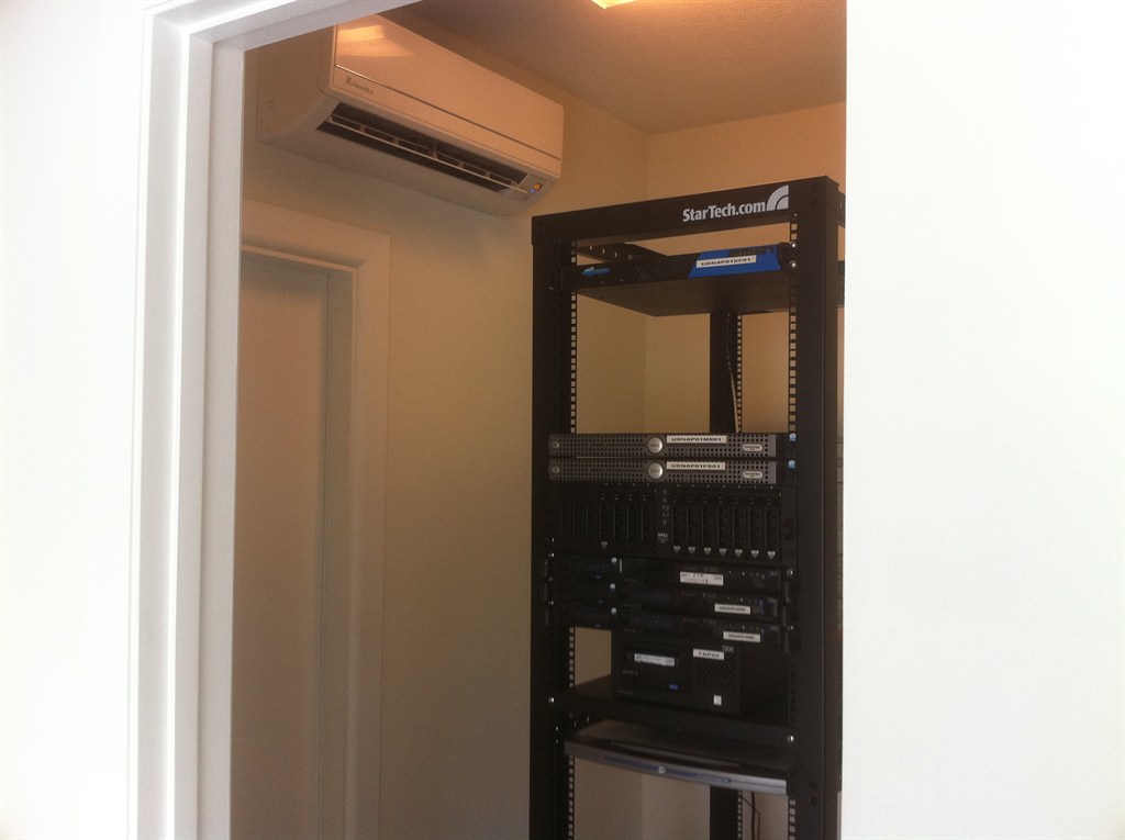 HVAC FOR SERVER ROOM