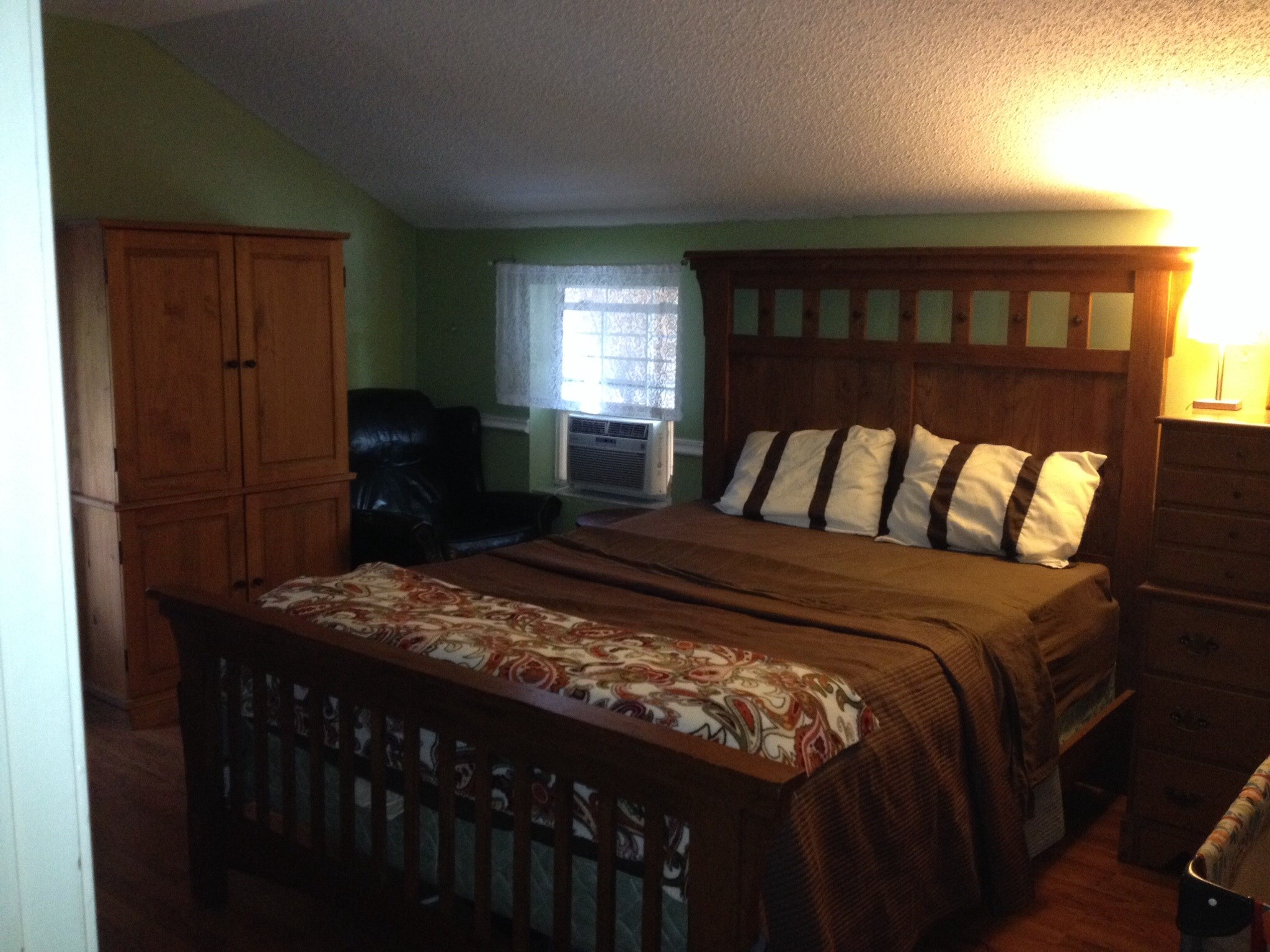 Avatar for Vanessa's Professional Residential Cleaning